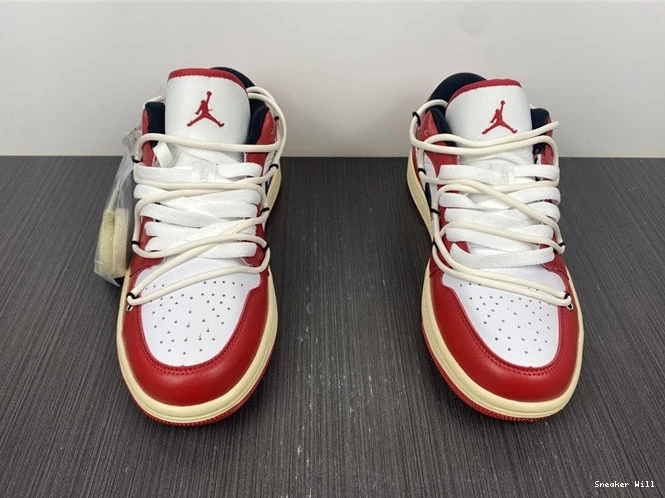 JORDAN 674 5811 LOW AIR UrbanStyle 553558- Chicago 1 0611